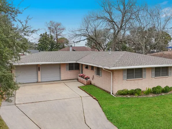 716 San Jacinto Ave, Texas City, TX 77590