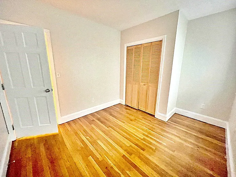 182 Cottage St #101 — Photo 7
