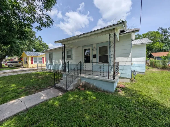 1185 W Mill St, New Braunfels, TX 78130