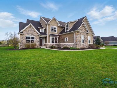 6017 Lilac Way, Monclova, OH, 43542