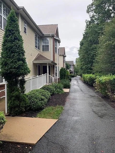 2 bed, 1442 sqft, $2,800 — Photo 1