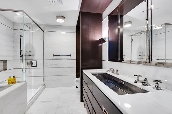 Rented by Douglas Elliman | media 17