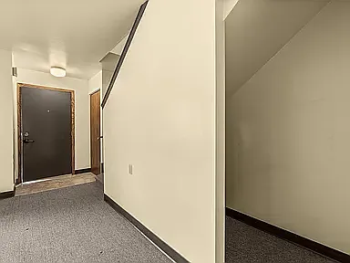 2 bed, 1.5 bath, 938 sqft, $1,050 — Photo 3
