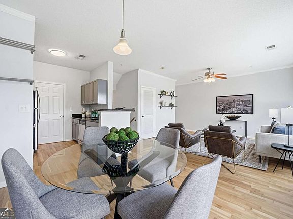 4th image of 1150 Collier Rd NW #1R