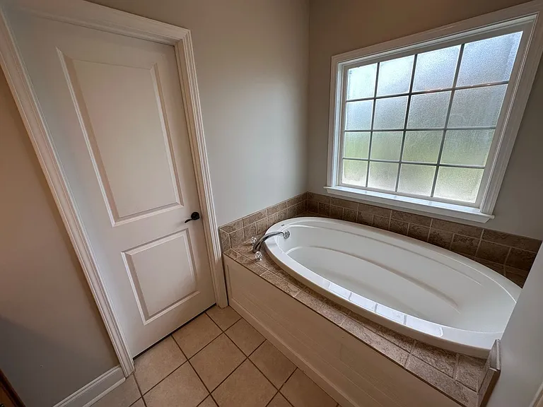 400 Old Kennedy Ln — Photo 11