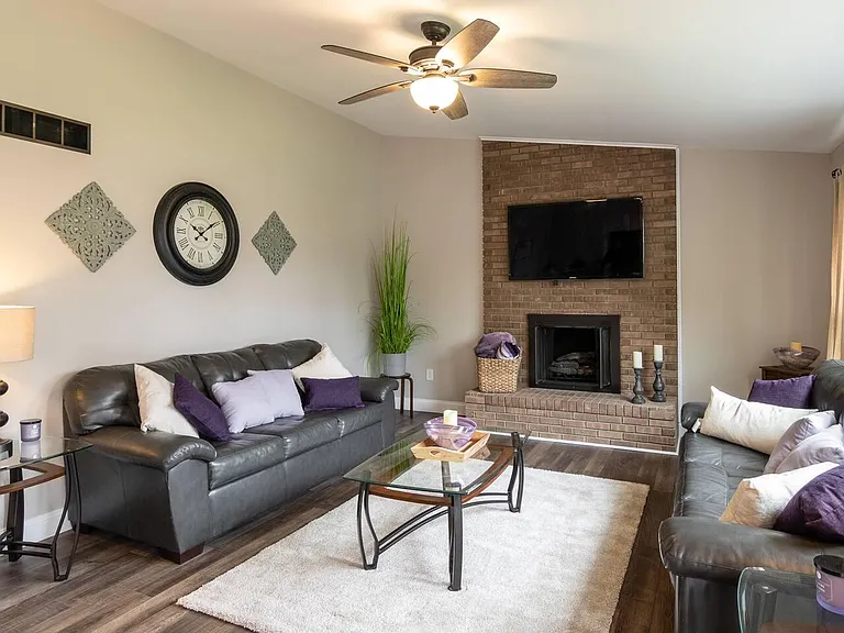 28222 Saint Louise Dr — Photo 4