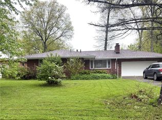 1952 Dodge St NW, Warren, OH 44485