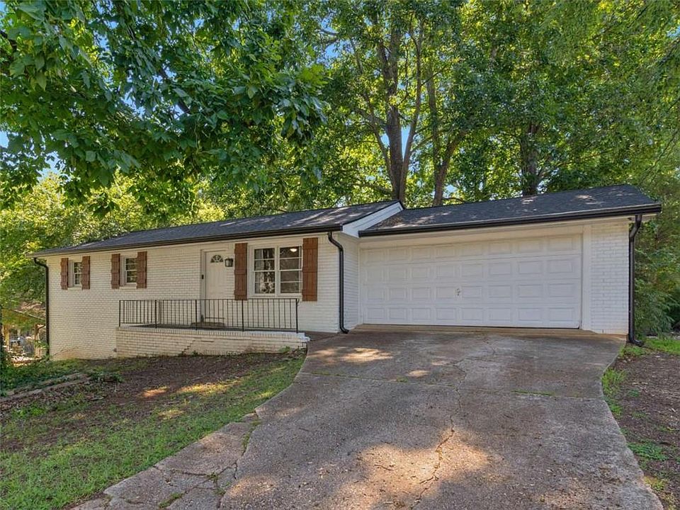 1st image of 3790 Sweetbriar Cir