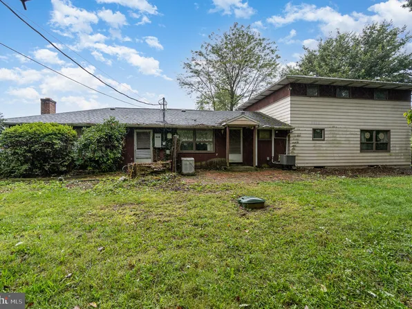 1031 Syner Rd, Annville, PA 17003