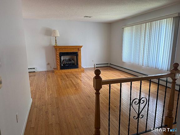 4th image of 54 Sorensen Road