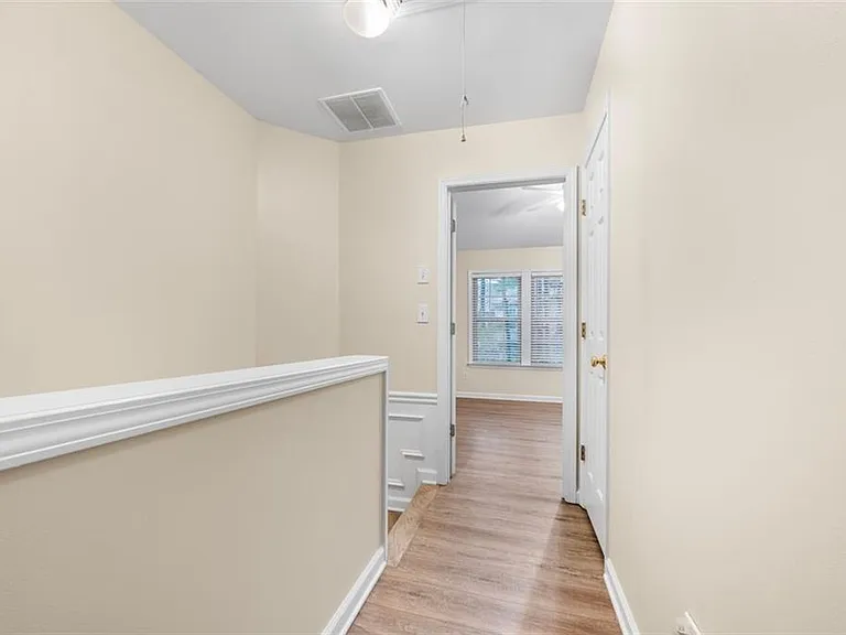 3944 Howell Park Rd — Photo 29