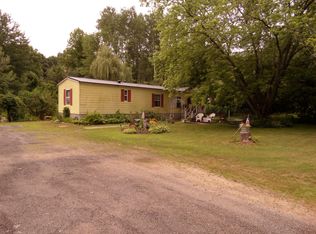 4 Brackett Hill Rd, Alfred, ME 04002