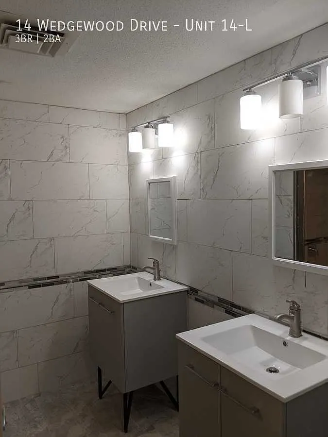 3 bed, 1.5 bath, 1331 sqft, $2,600 — Photo 3
