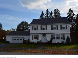 24 Fairview Ave, Augusta, ME 04330