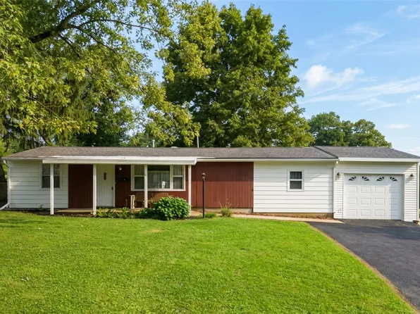 40 Shady Ln, New Paris, OH 45347