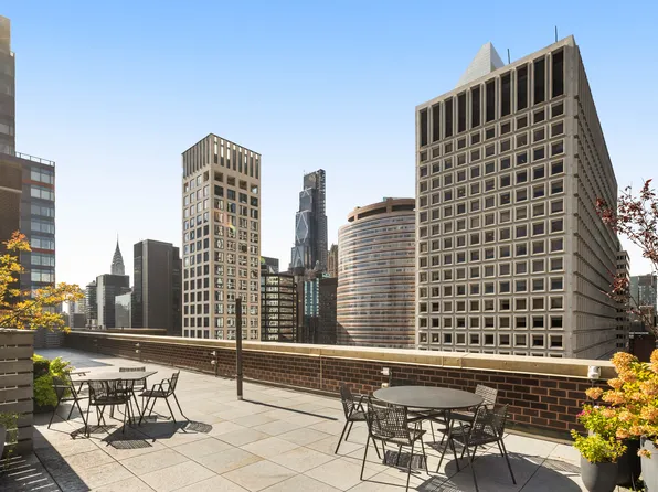 245 East 54th Street image 12 of 14