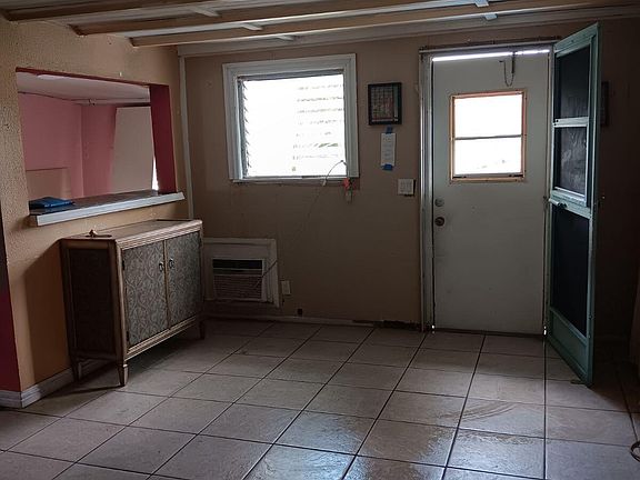 4th image of 14683 Barwick Road