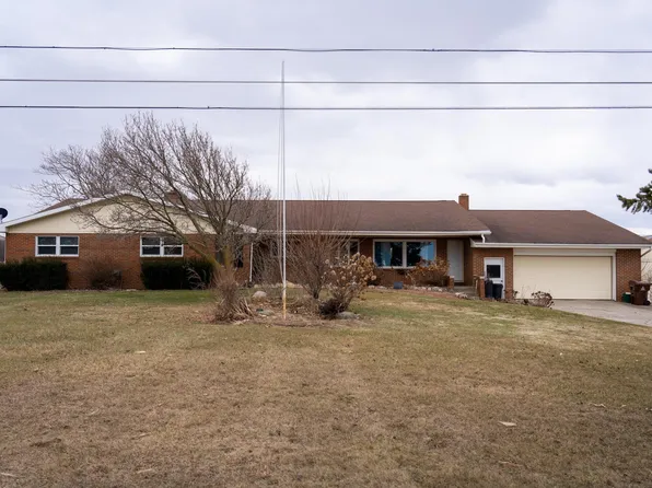6426 E Blanchard Rd, Shepherd, MI 48883