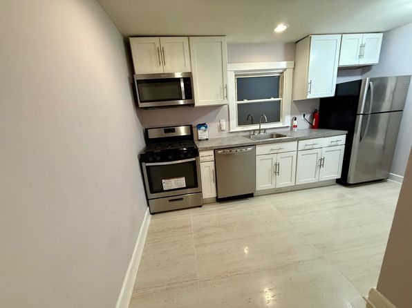 82 Mission St #2H