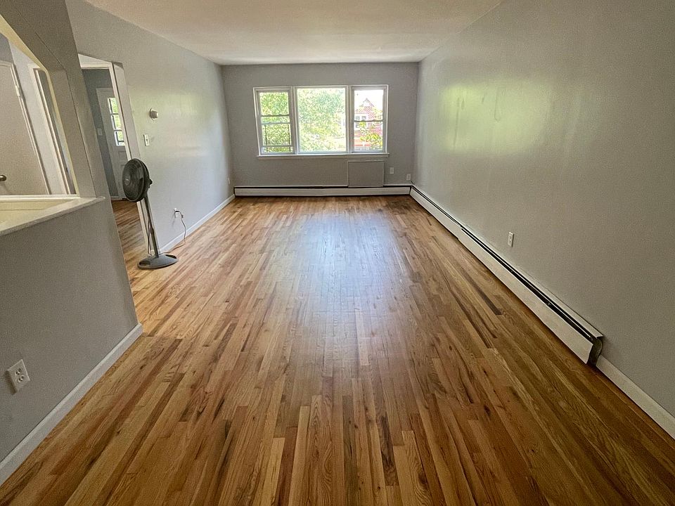 1st image of 155 Bay 47th St #2