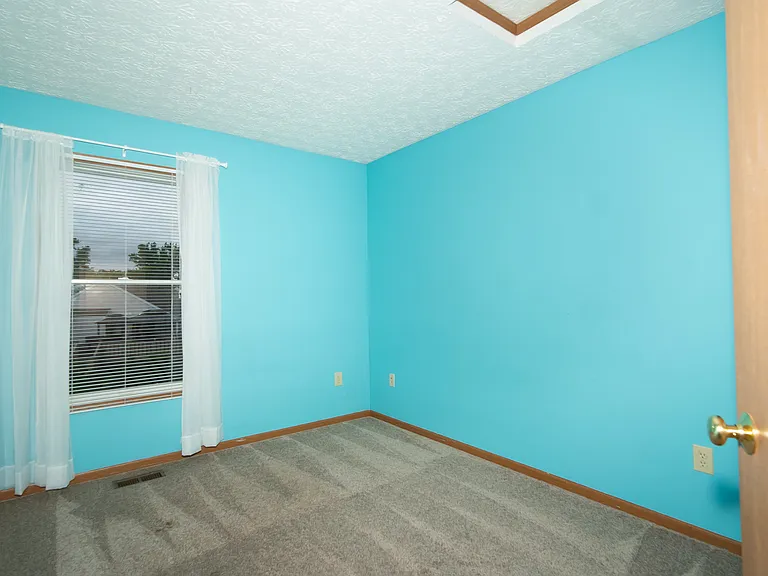 7872 Waggoner Run Dr — Photo 21