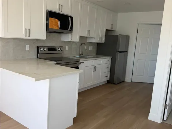 3186 Luna Ave, San Diego, CA 92117