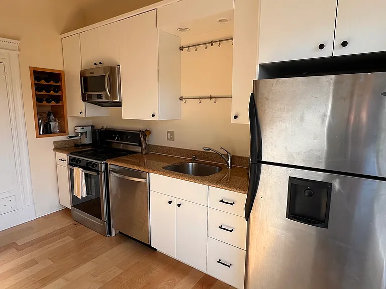 1128 Masonic Ave #A — Photo 10