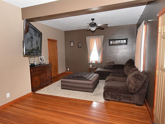 2nd image of 1406 B Ave