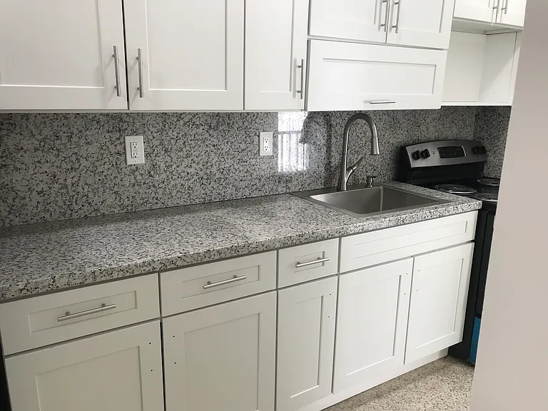 3180 SW 17th St #8 — Photo 5