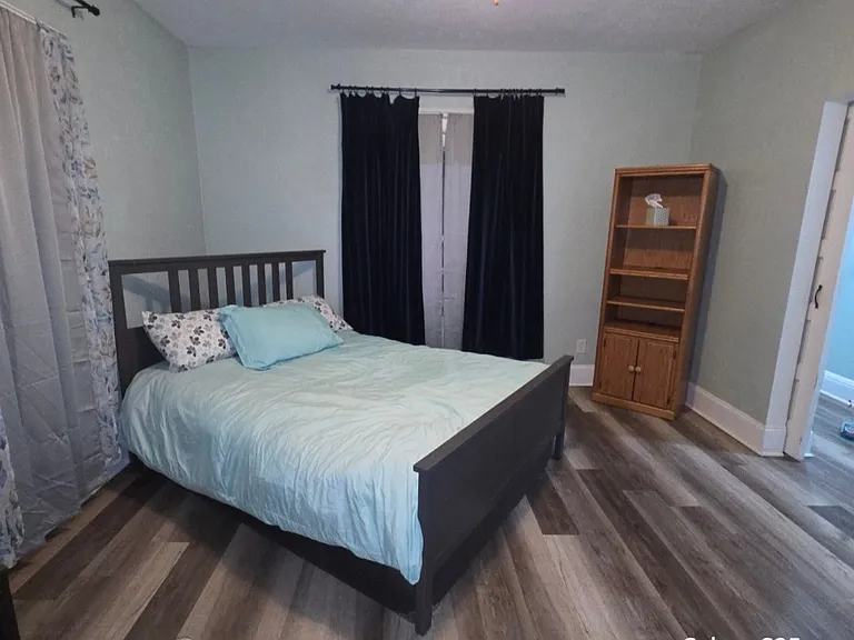 1128 Portage Ave #1A — Photo 16