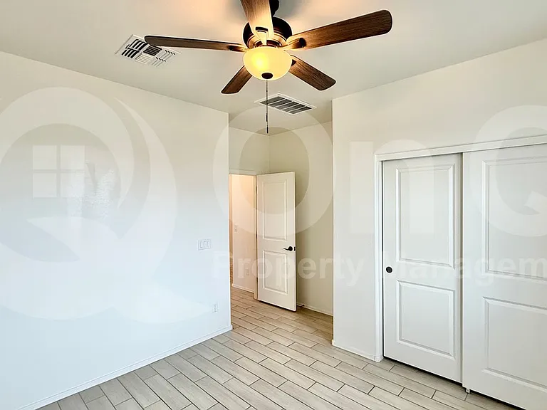 3403 W Pollack St — Photo 13