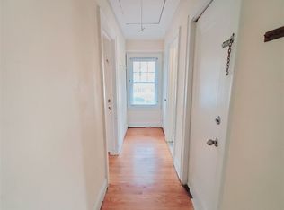 29 Cold Spring Rd, Stamford, CT 06905