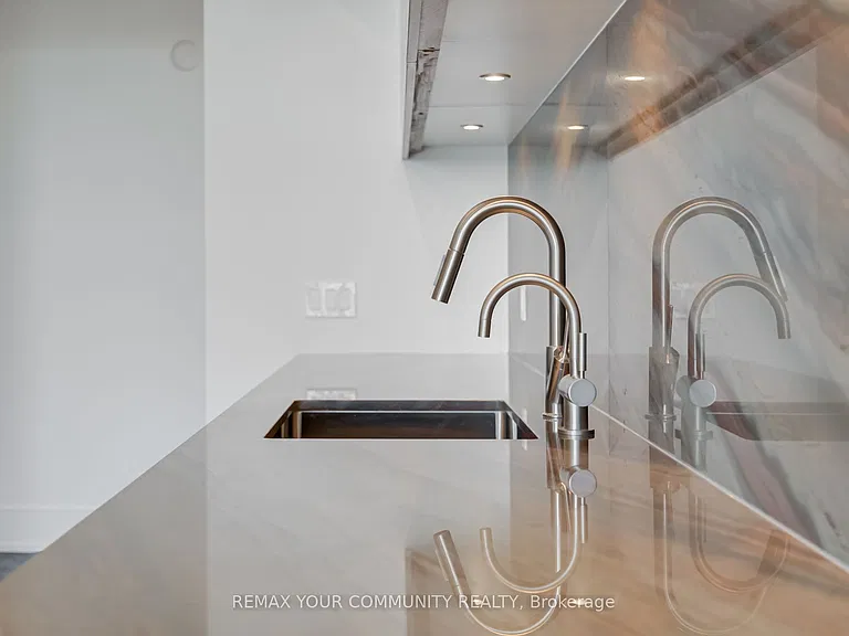 30 Inn On The Park Dr #2307 — Photo 17