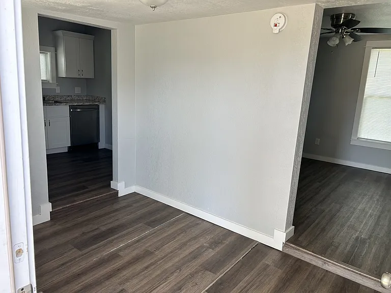 266 Jackson St — Photo 5