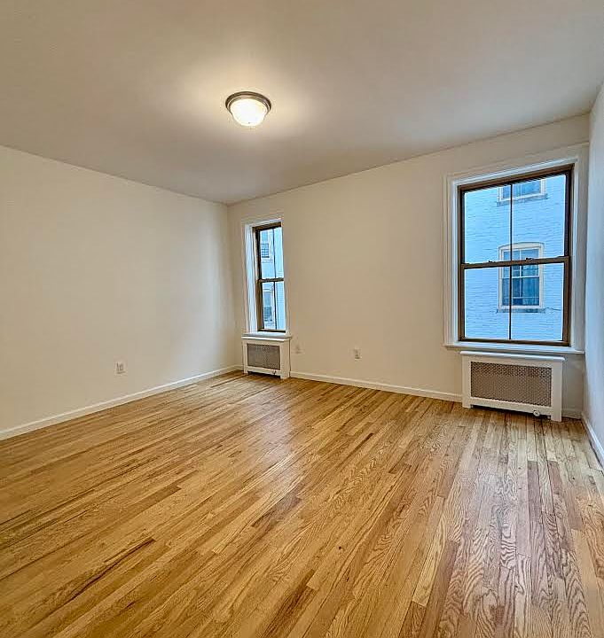 1st image of 409 E 64th St APT 4A
