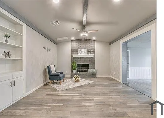 5 bed, 1781 sqft, $2,695 — Photo 4