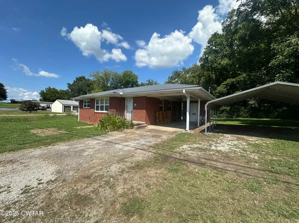 214 Tennessee Ave N, Parsons, TN 38363