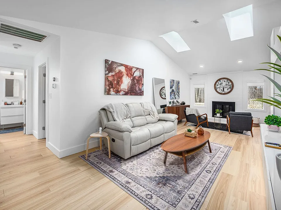 405 Reynolds Ave #ID1300723P
