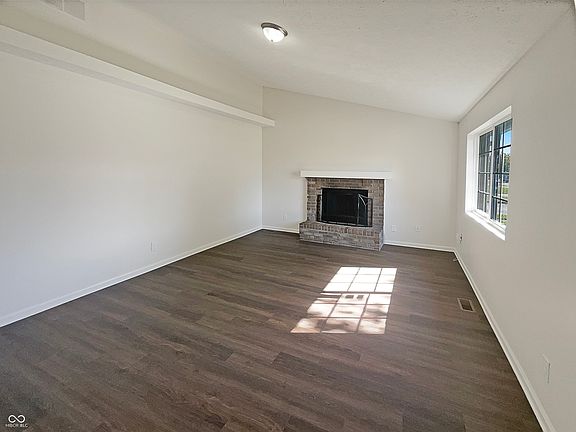 3rd image of 10126 Arapahoe Dr