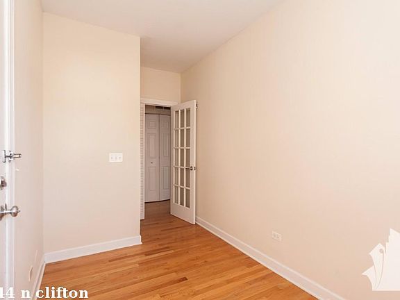 3rd image of 3244 N Clifton Ave #1717
