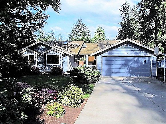 1st image of 13717 72nd Ave E