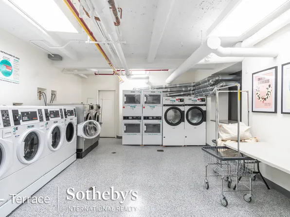 150 Burns Street image 21 of 29