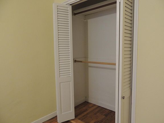5th image of 29 E 20th St APT 4R