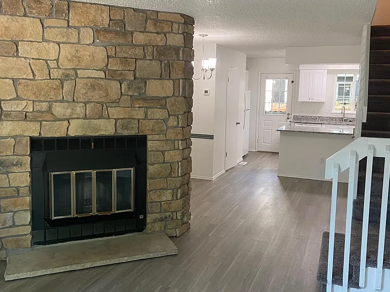 1282 Milo Cir #B — Photo 4