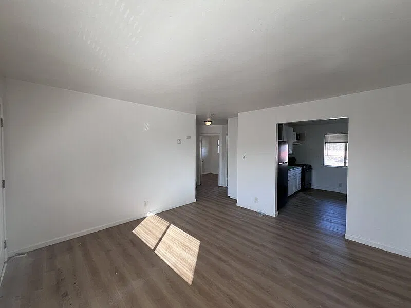 2 bed, 1.0 bath, 800 sqft, $1,395 — Photo 4