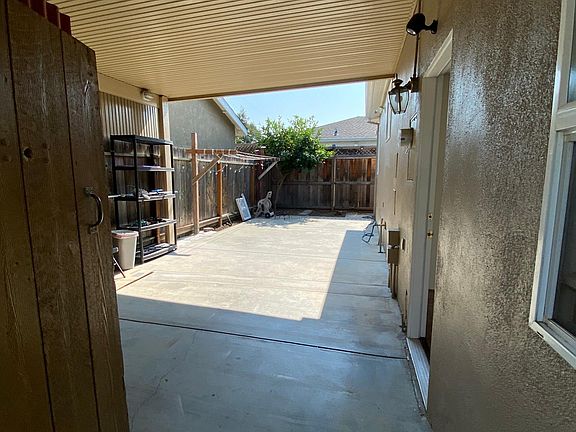 3rd image of 710 E 16th Ave