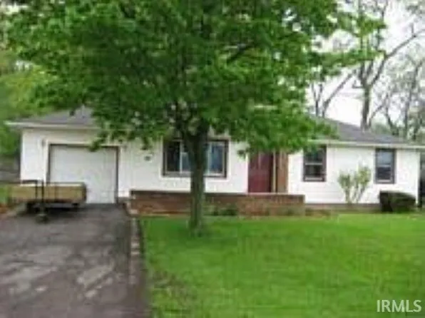 5667 Saint Joe Center Rd, Fort Wayne, IN 46835