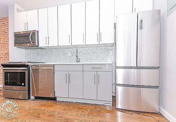 3rd image of 257 Linden St #2M
