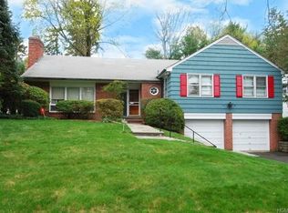 3 Fairview Rd, Scarsdale, NY 10583