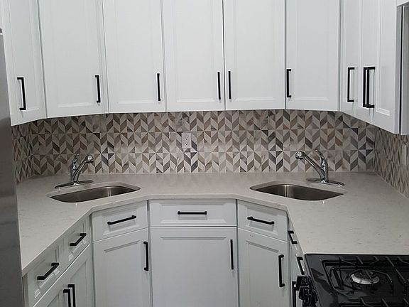 2nd image of 50 Tompkins Ave #B